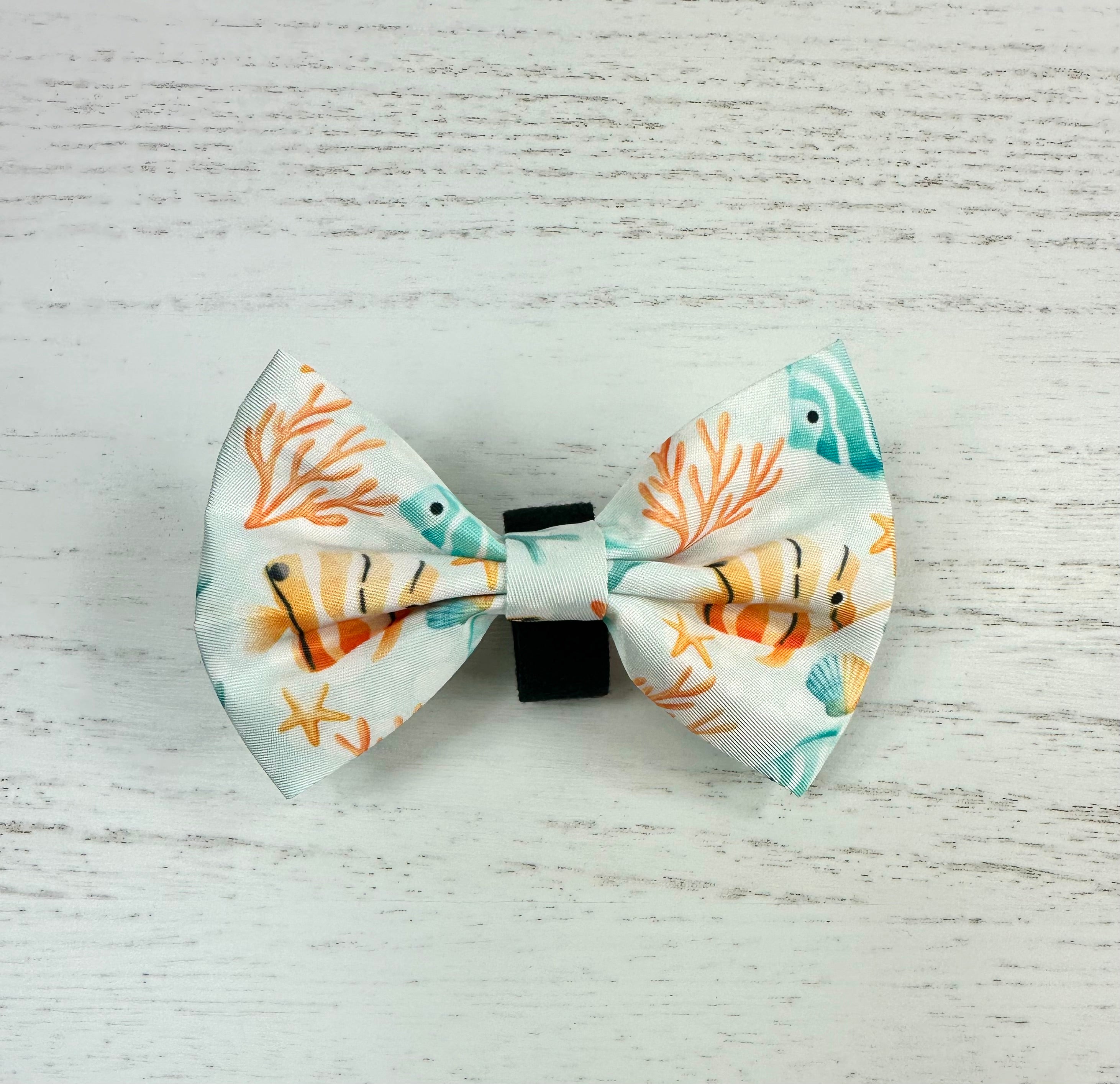 Somethin' Fishy Cat Bow Tie