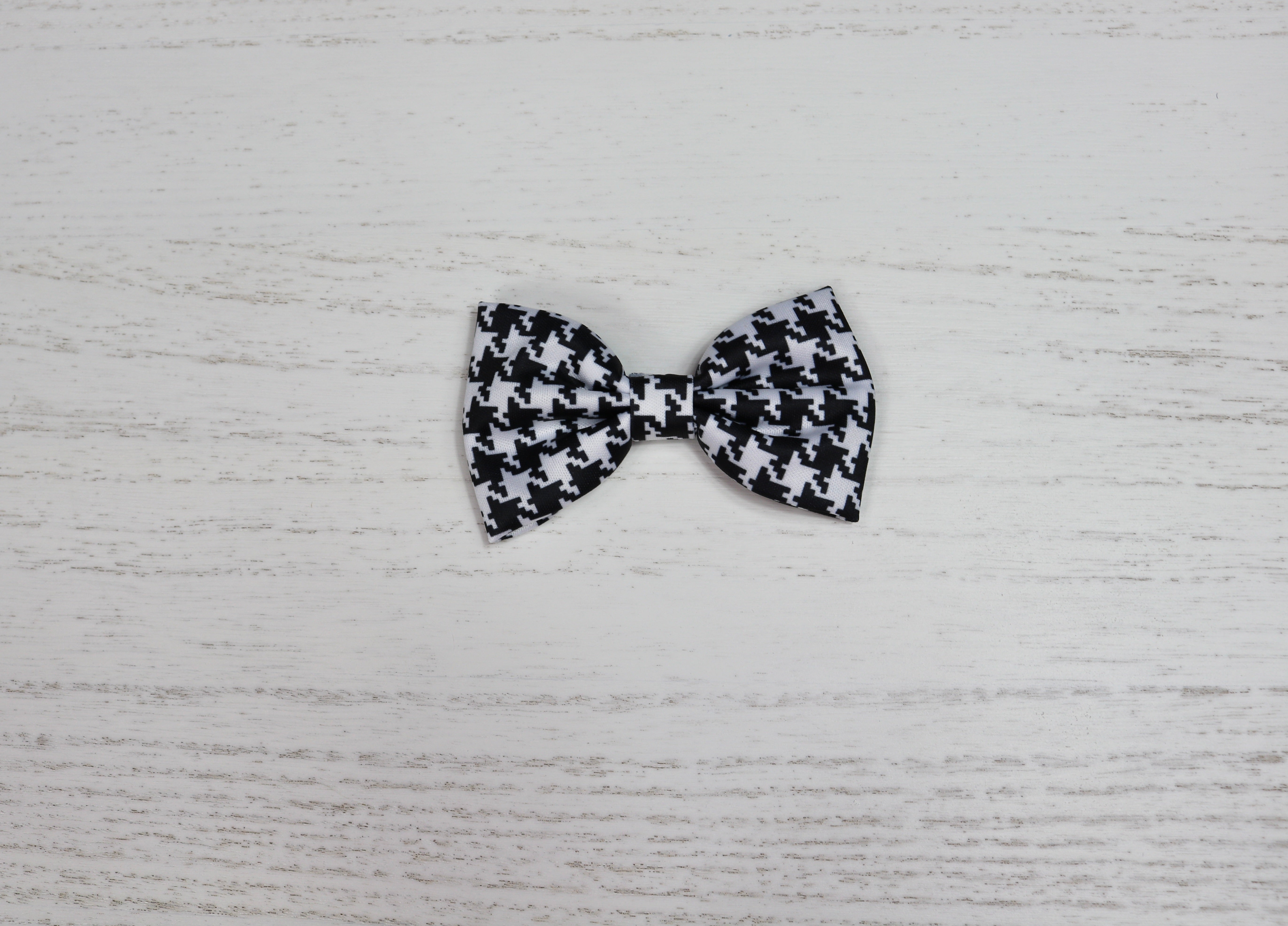 PuppyTooth Bow Tie