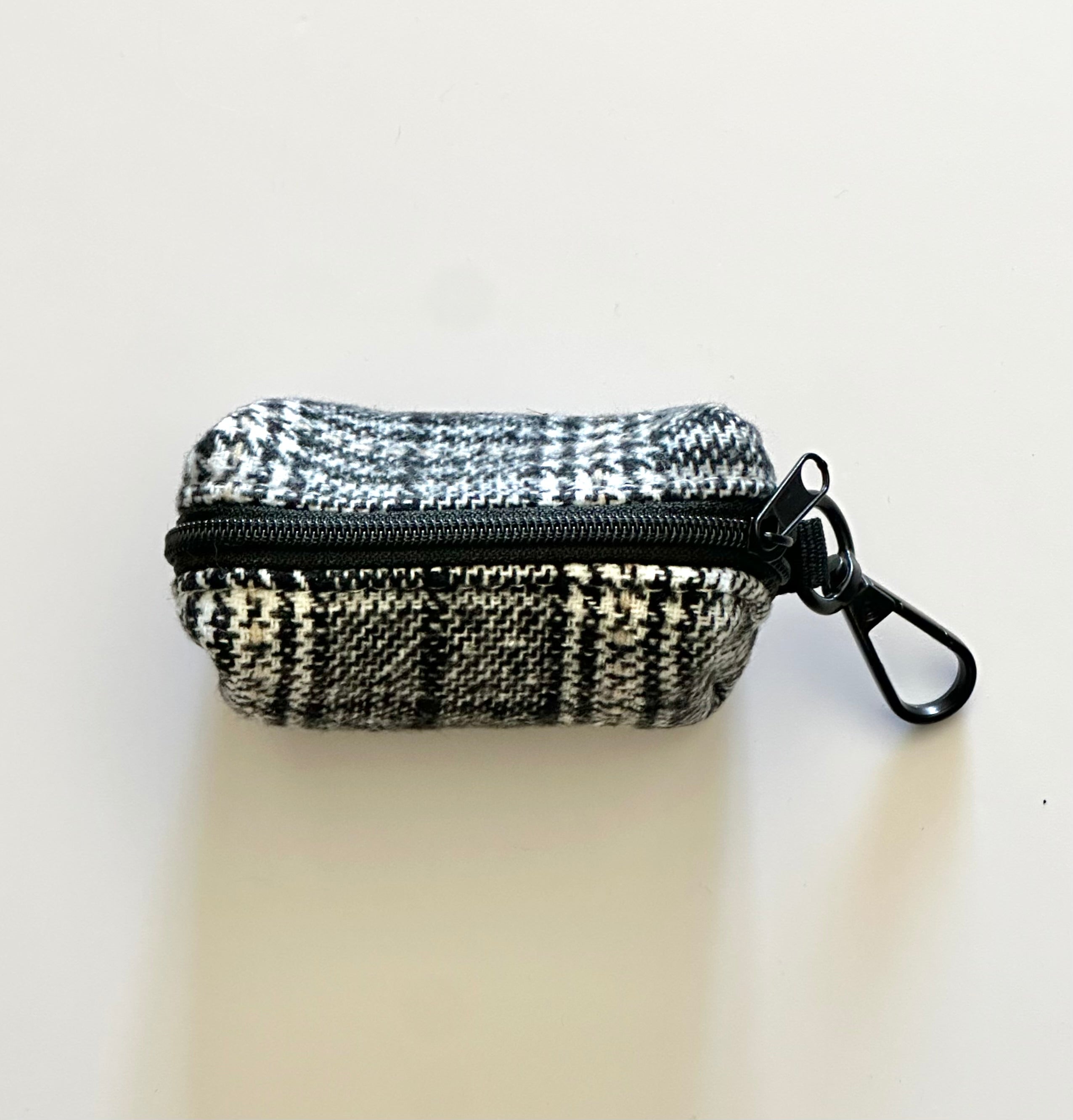 The Grant Poop Bag Holder